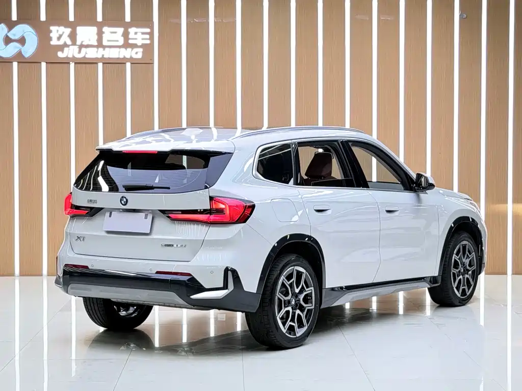 BMW X1 — миниатюра 11