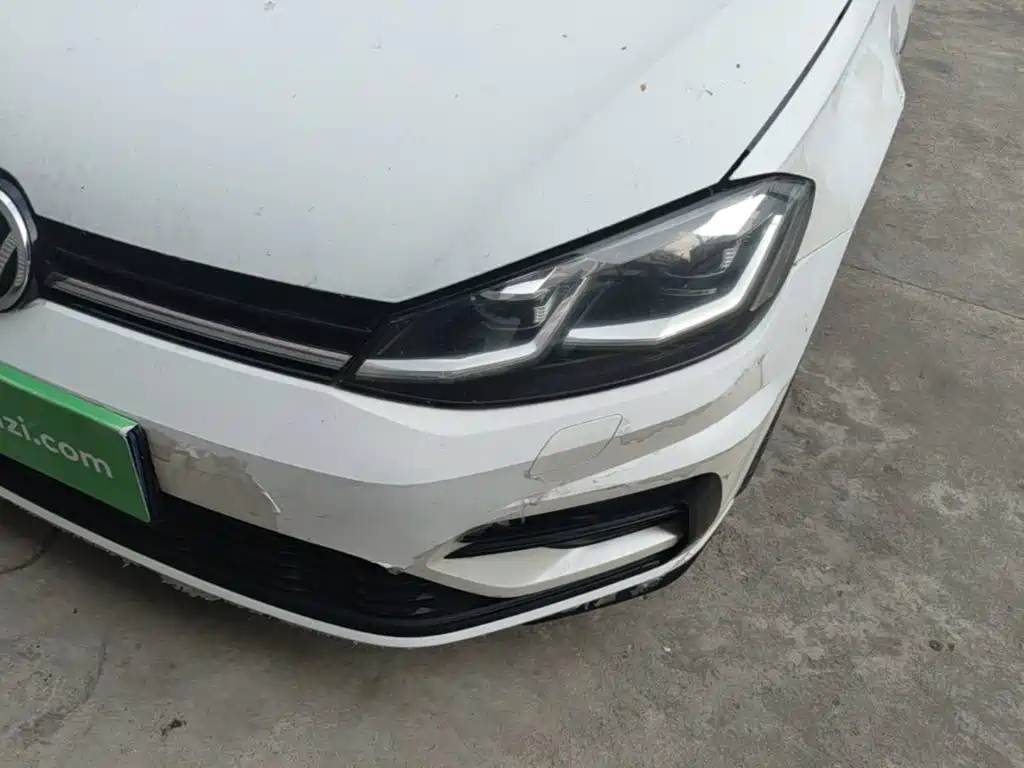 Volkswagen Golf — миниатюра 24