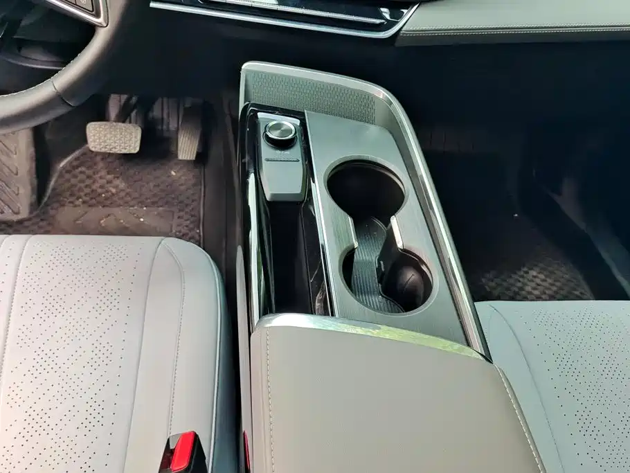 Buick E5 — миниатюра 16