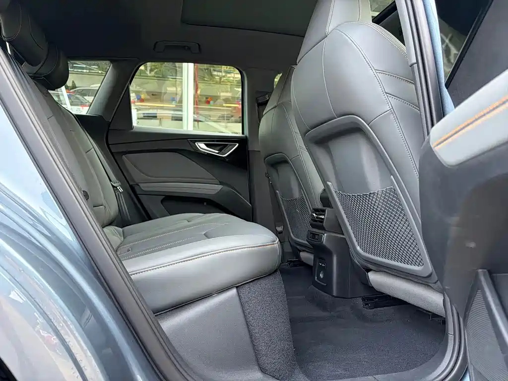 Audi Q4 e-tron 2024 40 e-tron