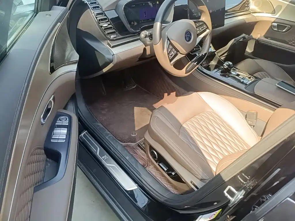 BYD Han — миниатюра 16