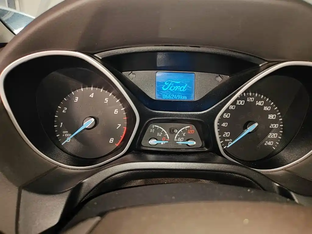Ford Focus — миниатюра 12