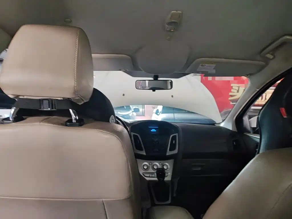 Ford Focus — миниатюра 18