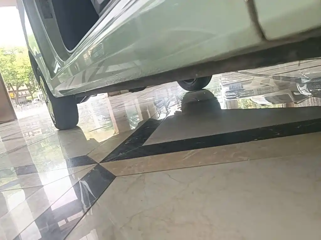 Wuling MINIEV — миниатюра 21