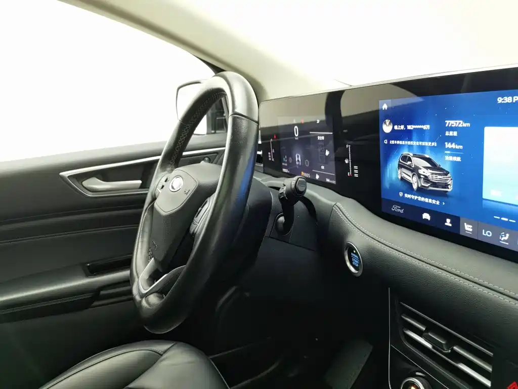 Ford Edge — миниатюра 22