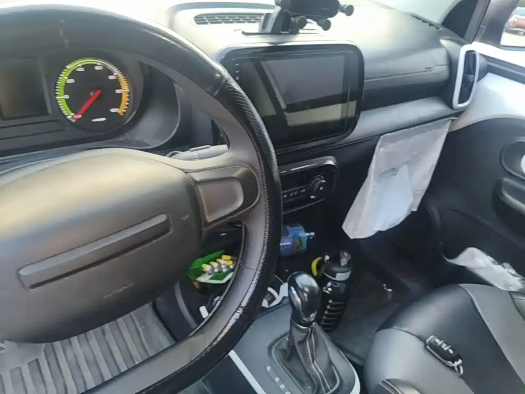 Roewe Clever — миниатюра 13