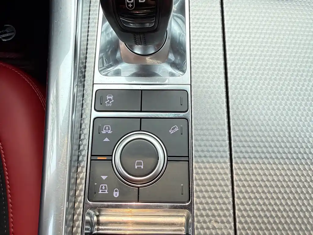 Land Rover Sport — миниатюра 9