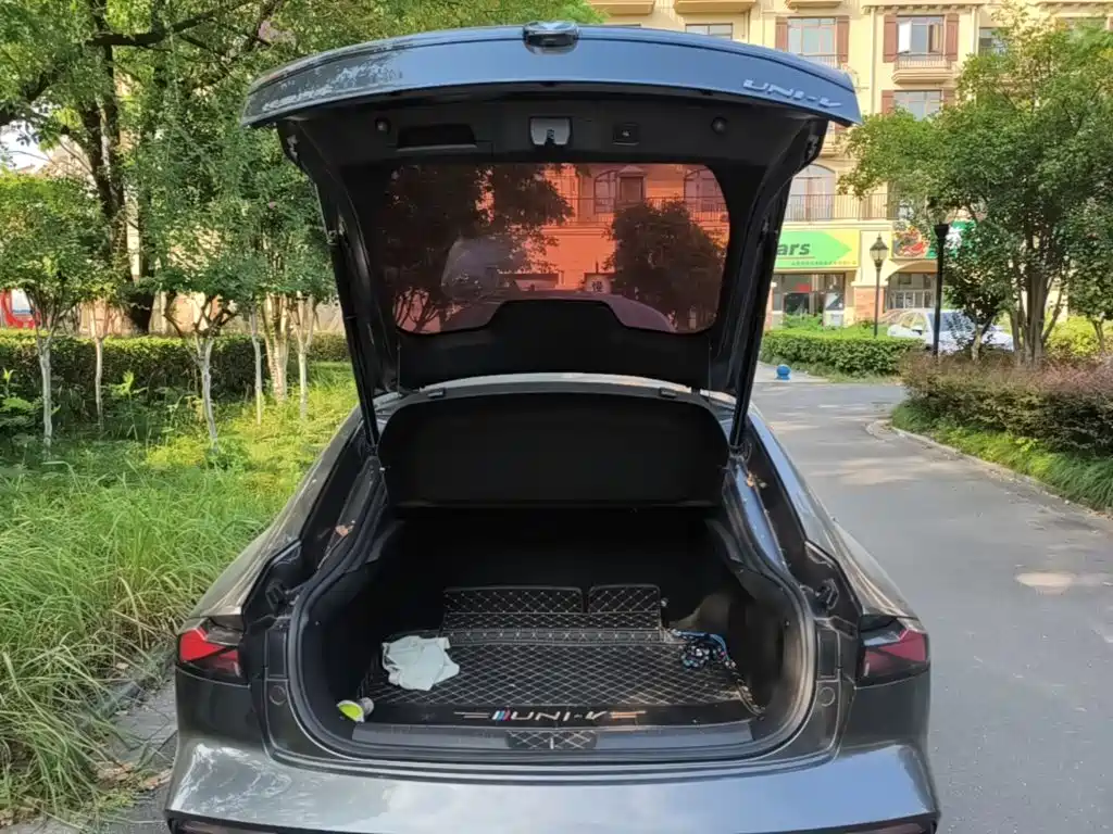 Changan UNI-V — миниатюра 19