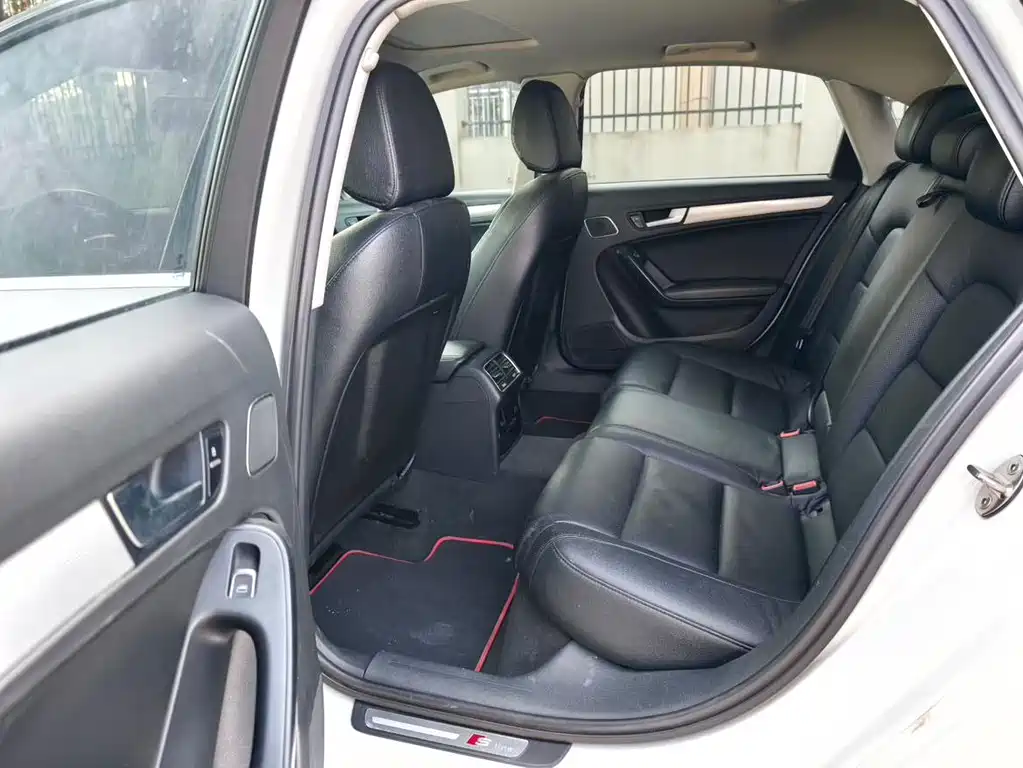 Audi A4L 2015 45 TFSI quattro Sport