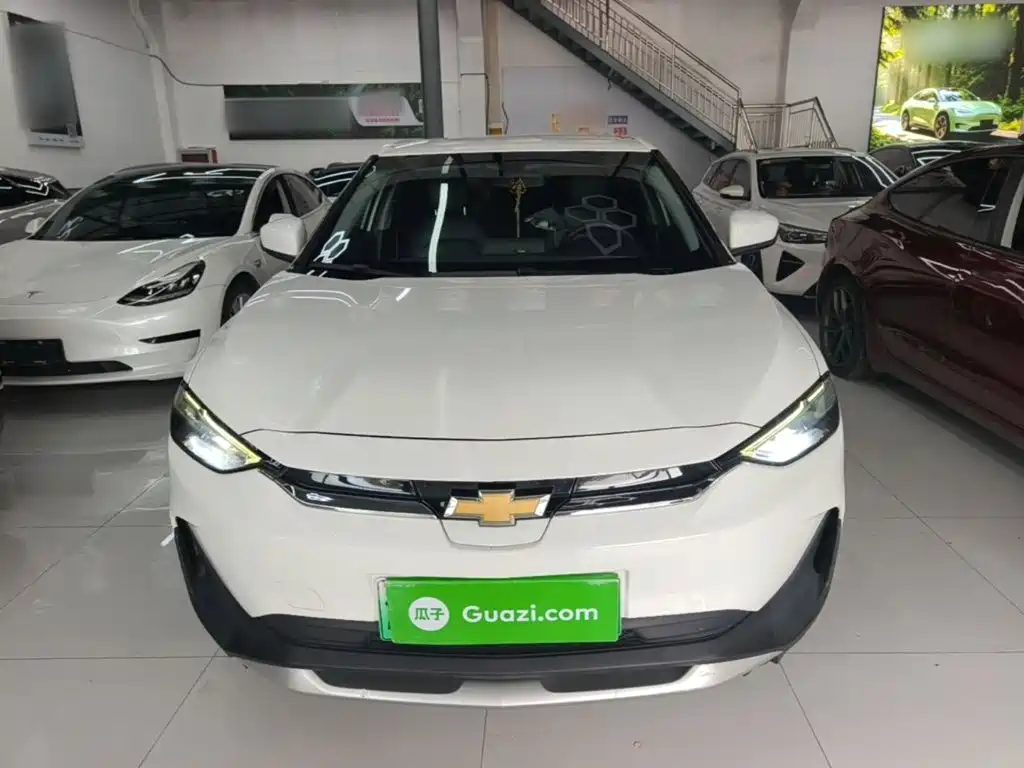Chevrolet Menlo — миниатюра 3