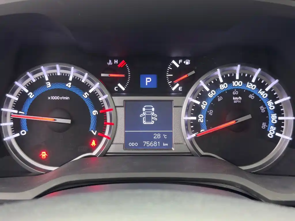 Toyota 4Runner — миниатюра 18