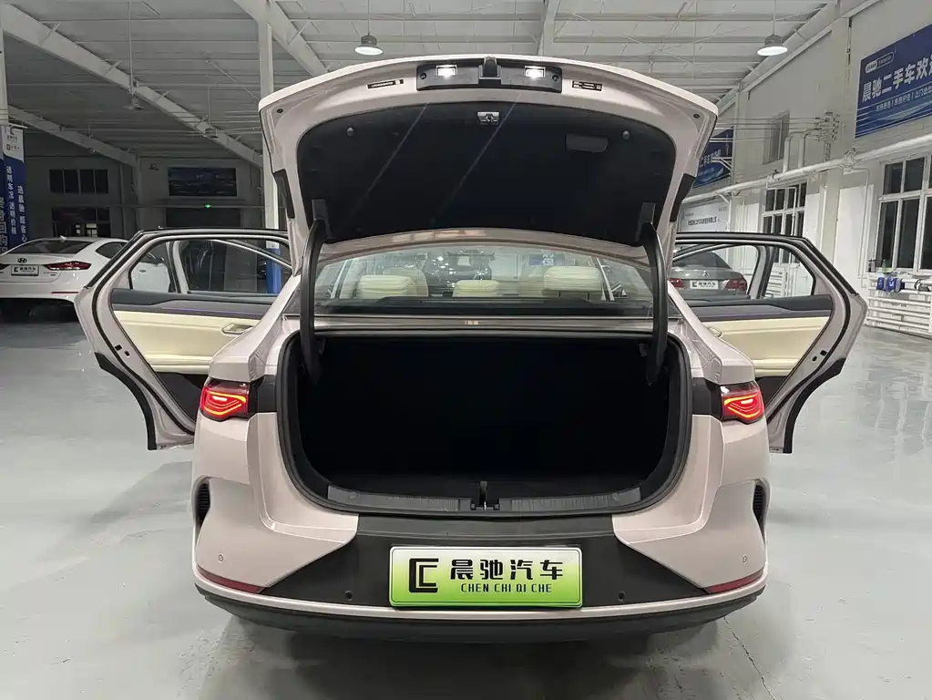 BYD Qin L — миниатюра 16