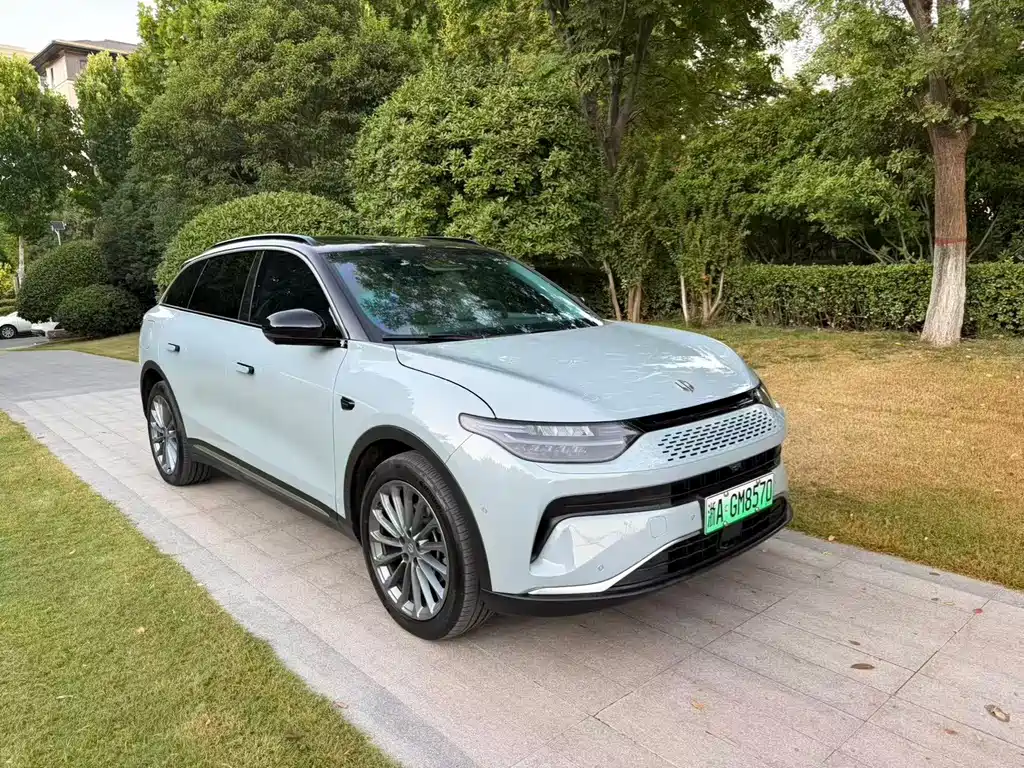 Leapmotor Leapmotor C11 — миниатюра 8