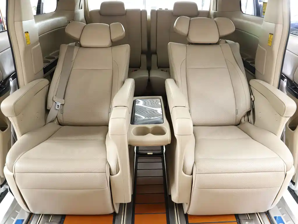 Toyota Alphard 2012 3.5L Luxury
