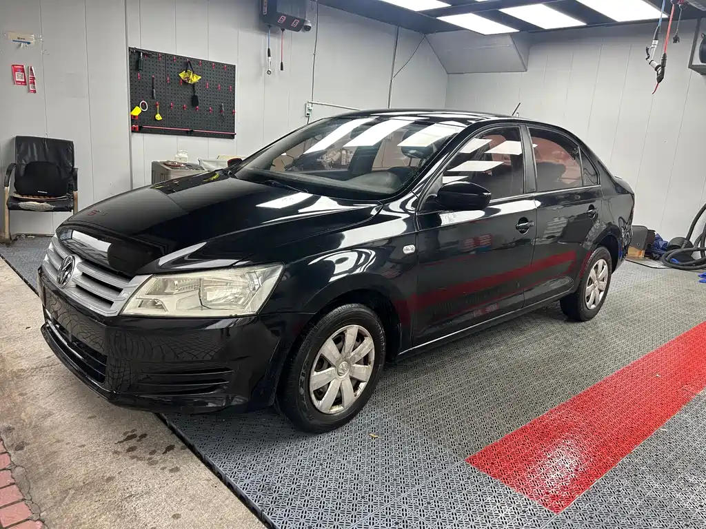 Volkswagen Santana 2014