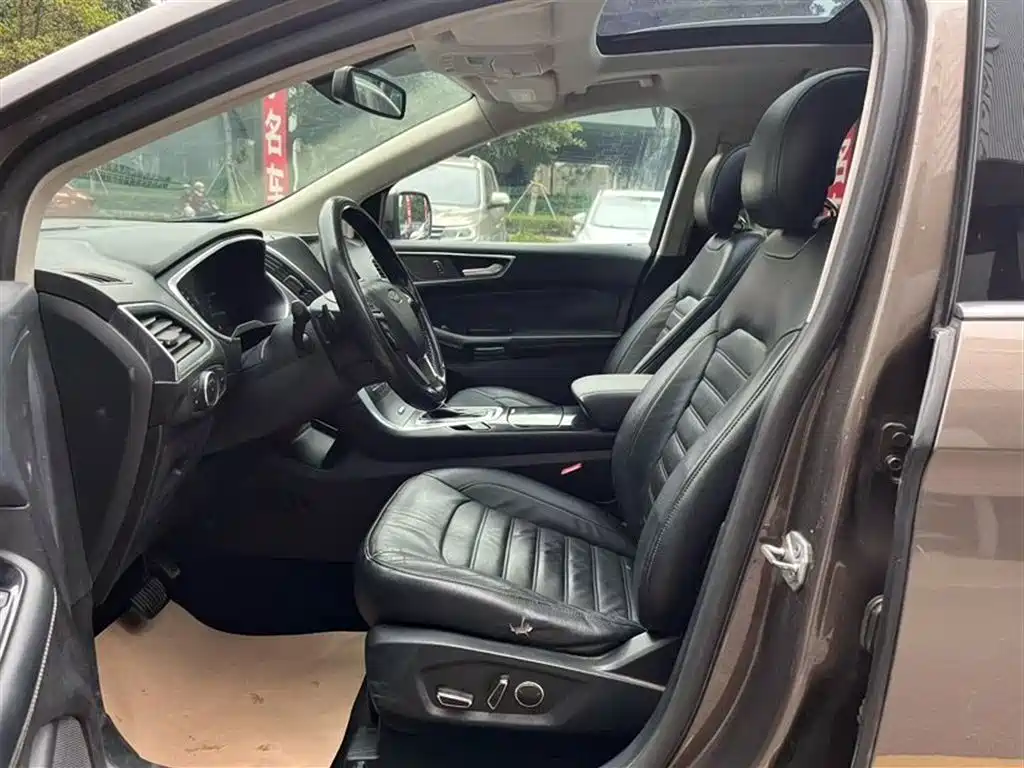 Ford Edge 2015 2.0T GTDi