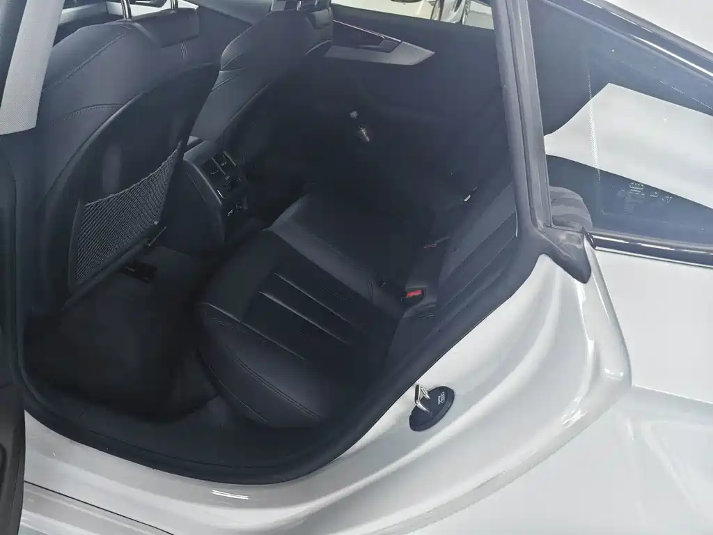 Audi A5 (Import) — миниатюра 11