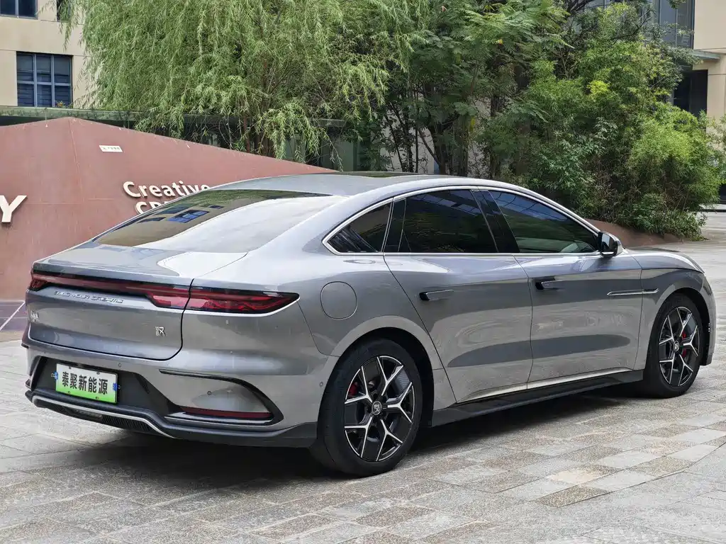 BYD Han — миниатюра 4