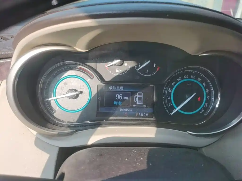 Buick LaCrosse — миниатюра 12