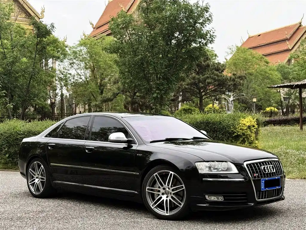 Audi S8 2009 S8 5.2 FSI quattro