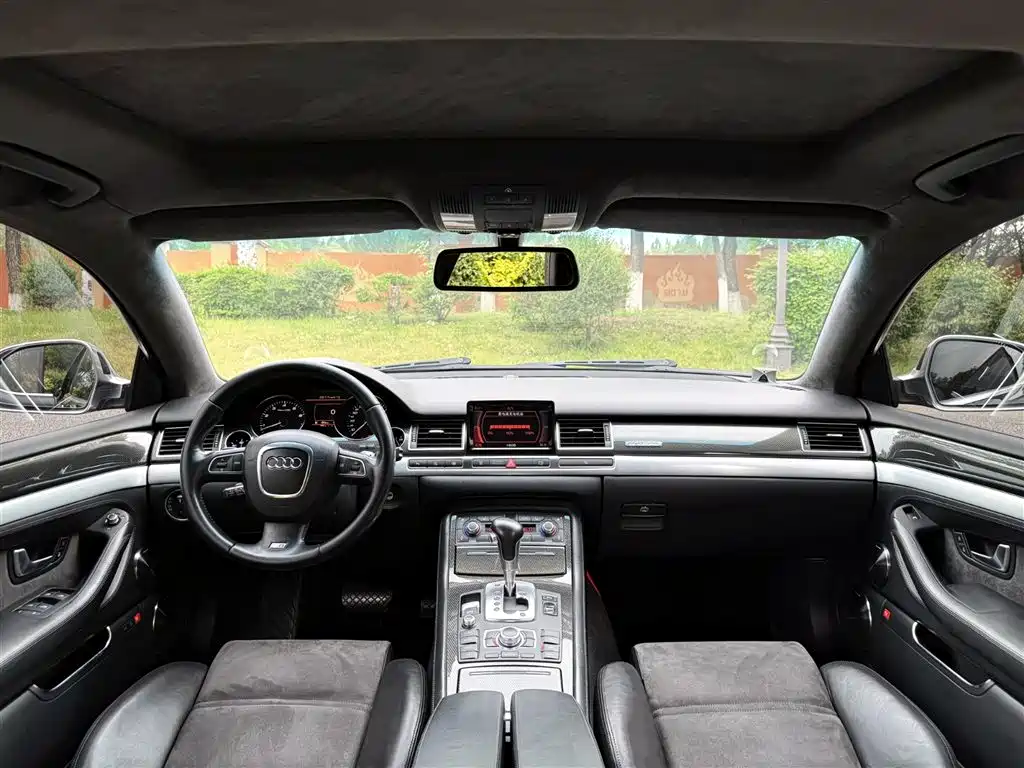 Audi S8 — миниатюра 15