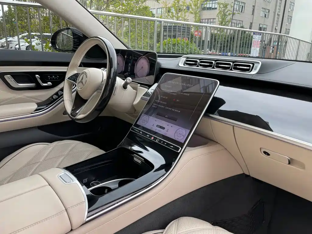 Mercedes-Benz S-Class — миниатюра 22