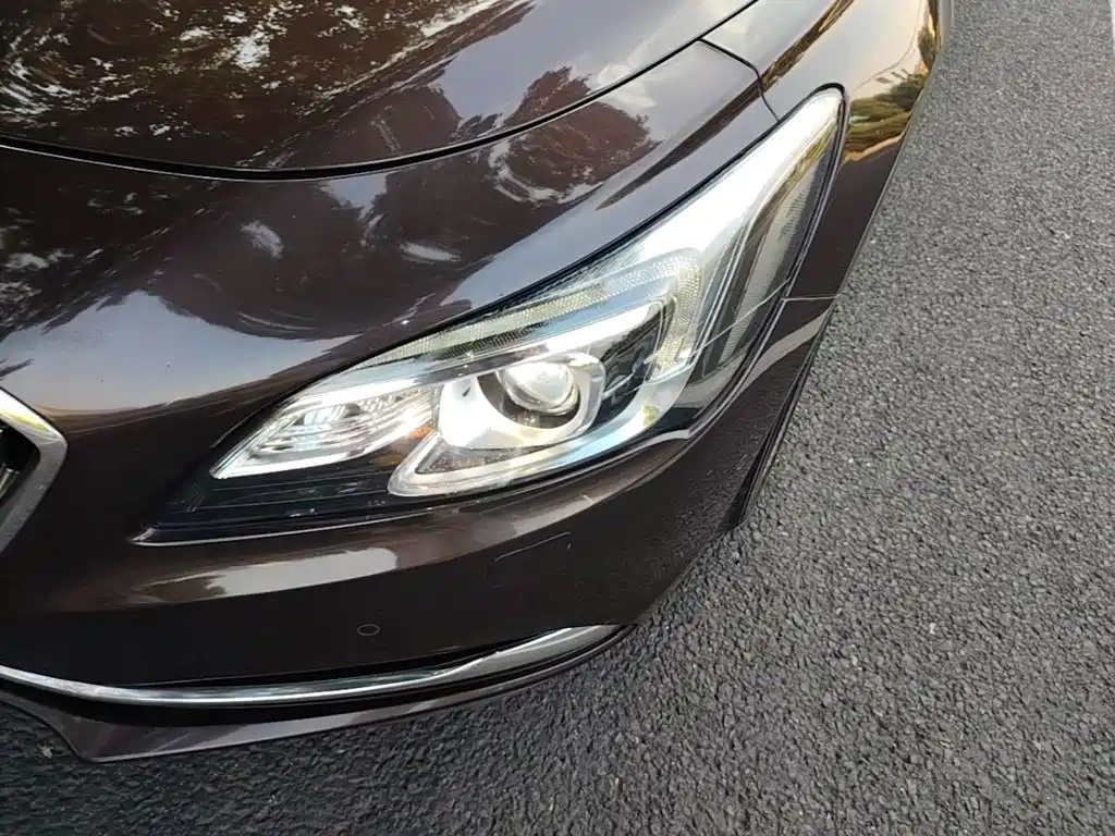 Buick LaCrosse — миниатюра 24