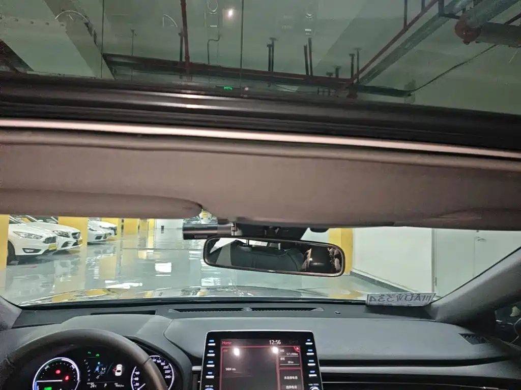 Toyota Avalon — миниатюра 18