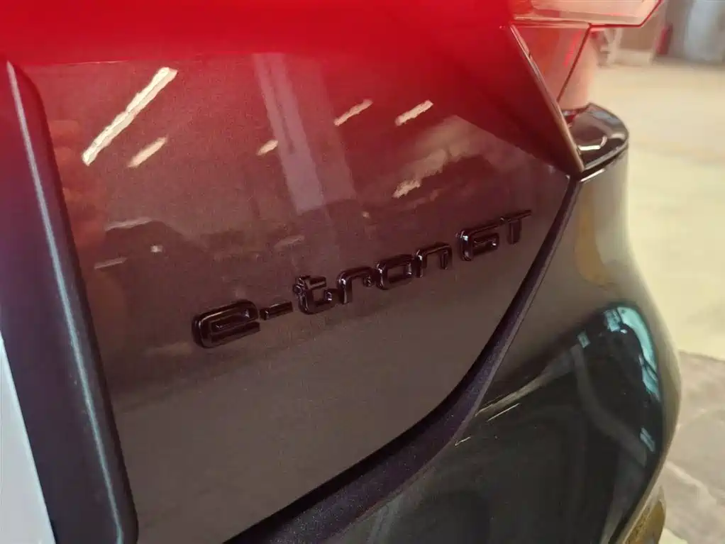 Audi RS e-tron GT — миниатюра 35