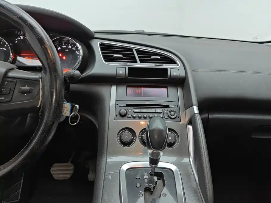 Peugeot 3008 — миниатюра 13