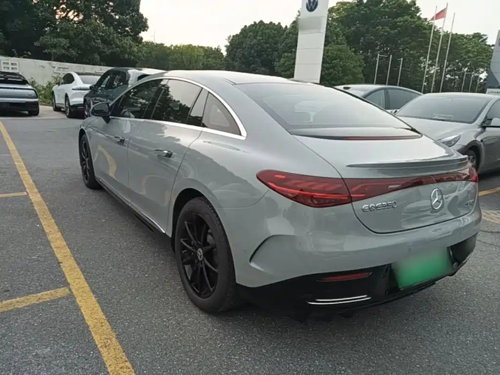 Mercedes-Benz EQE — миниатюра 5