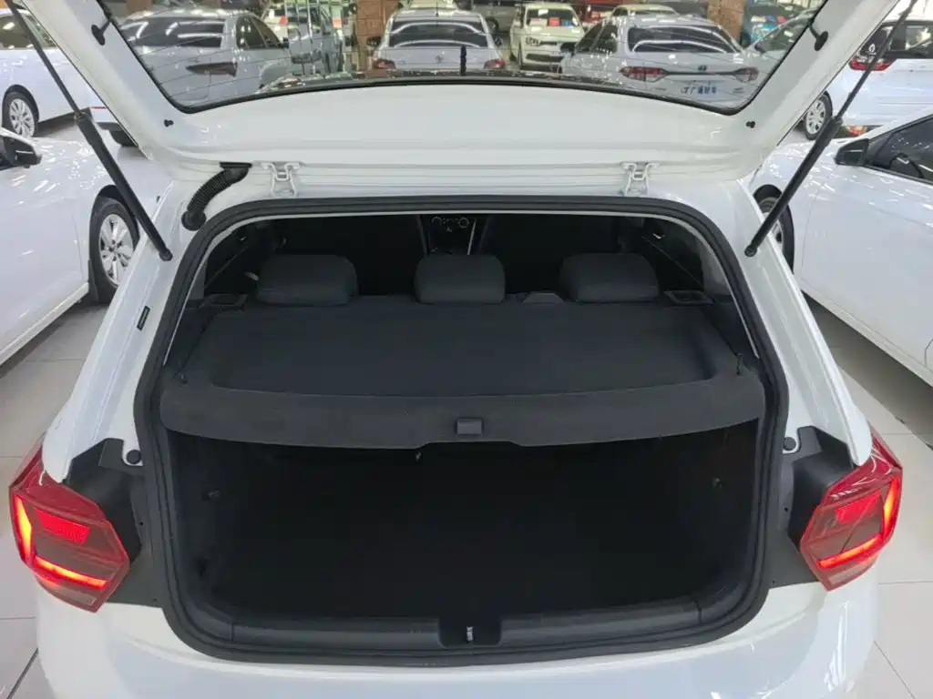 Volkswagen Polo — миниатюра 19