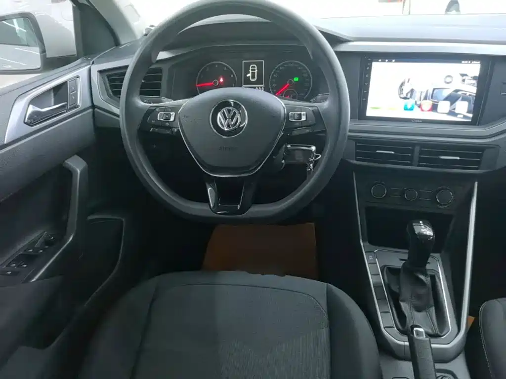 Volkswagen Polo — миниатюра 11