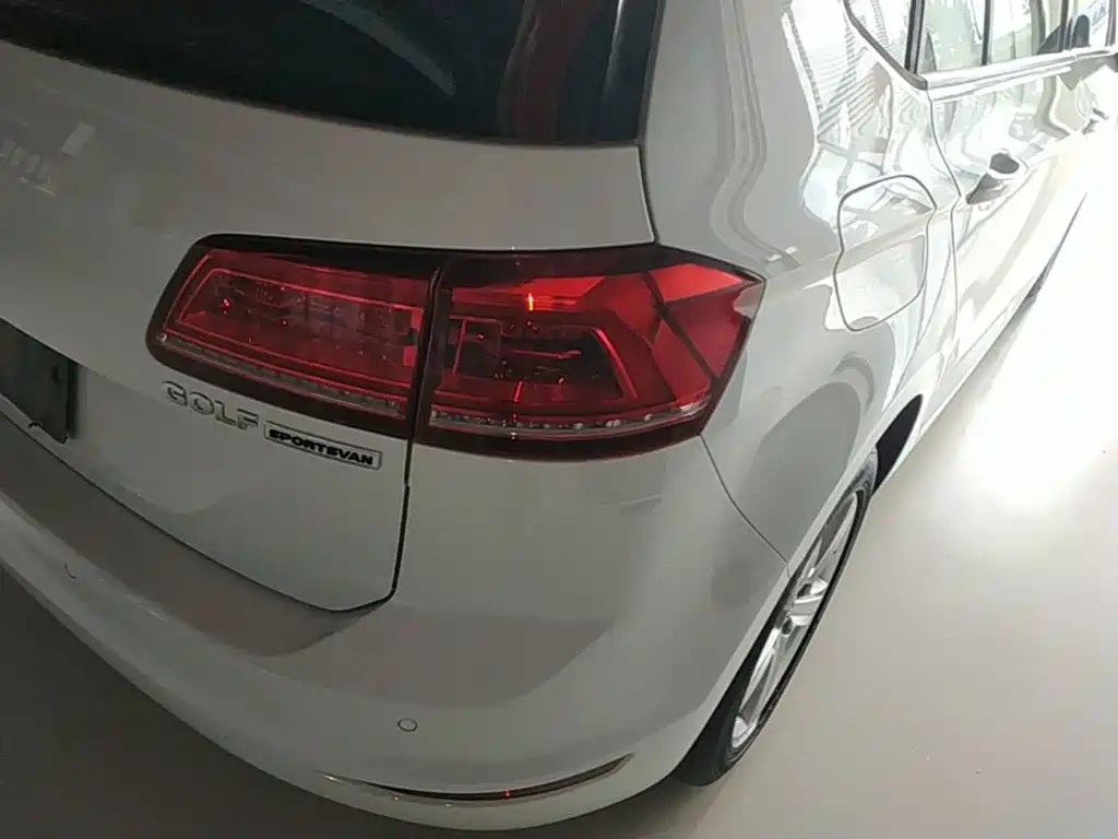 Volkswagen Golf Sportsvan — миниатюра 8
