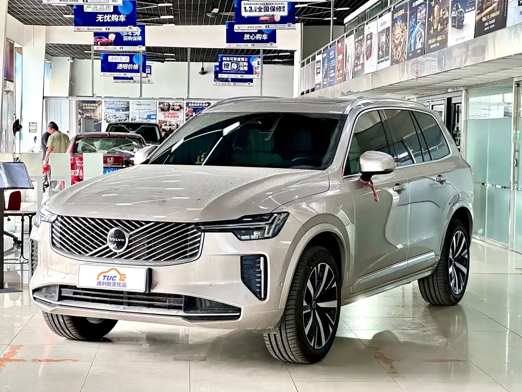 Volvo XC90