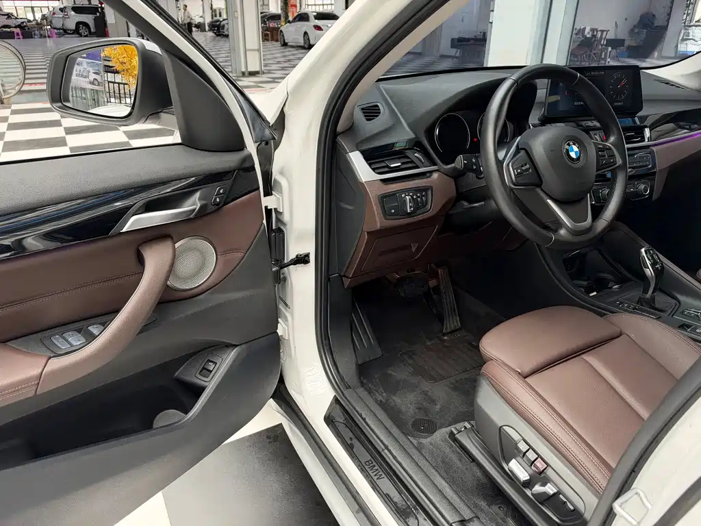 BMW X1 — миниатюра 12