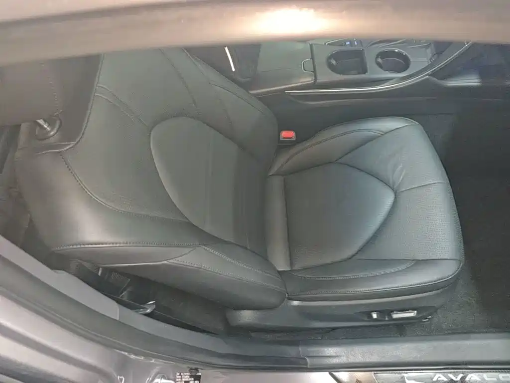 Toyota Avalon — миниатюра 25