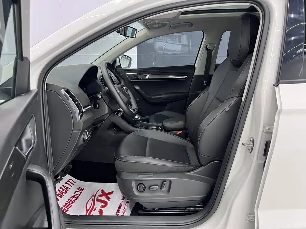 Skoda Karoq — миниатюра 9