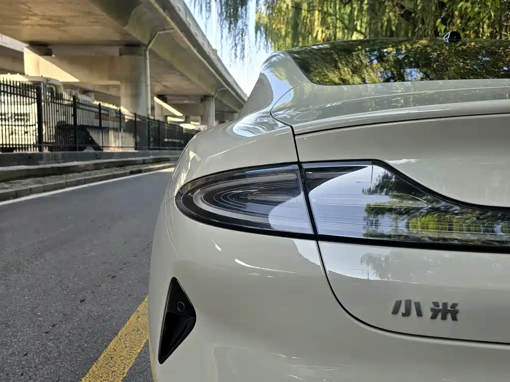 XIAOMI CAR XIAOMI SU7