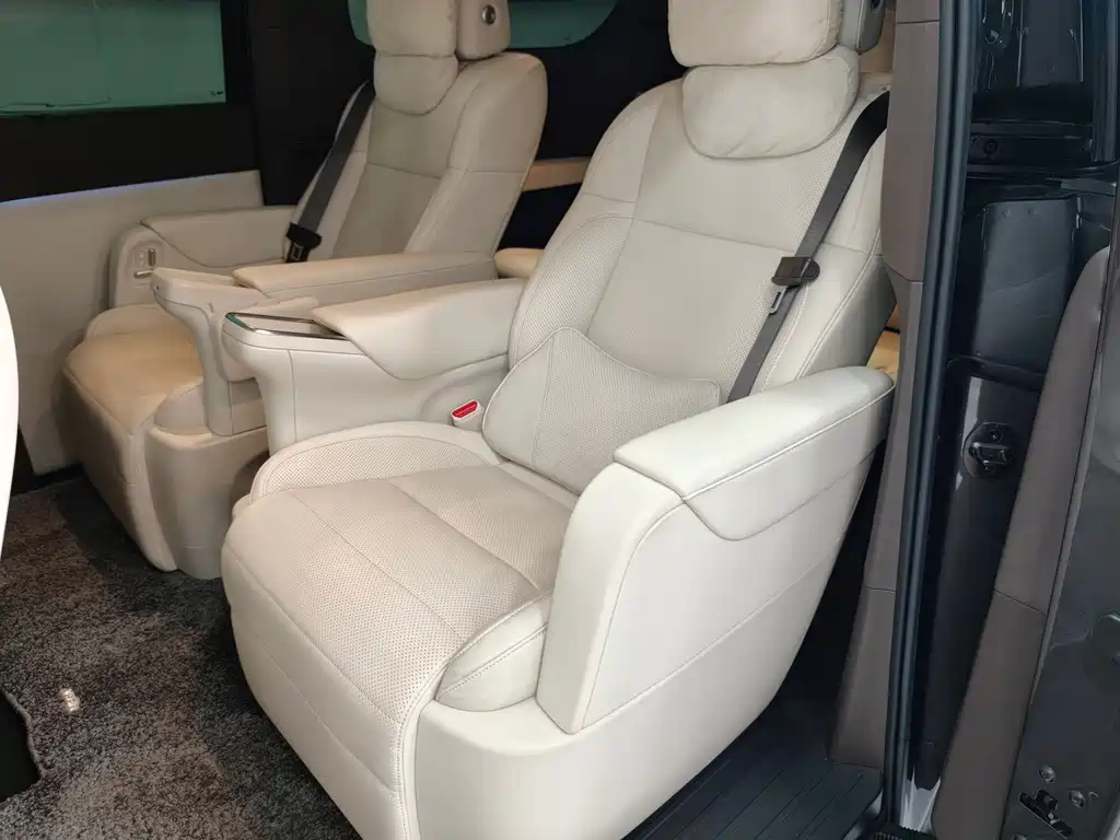 Li Auto Li MEGA — миниатюра 22