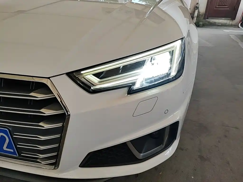 Audi A4L — миниатюра 24