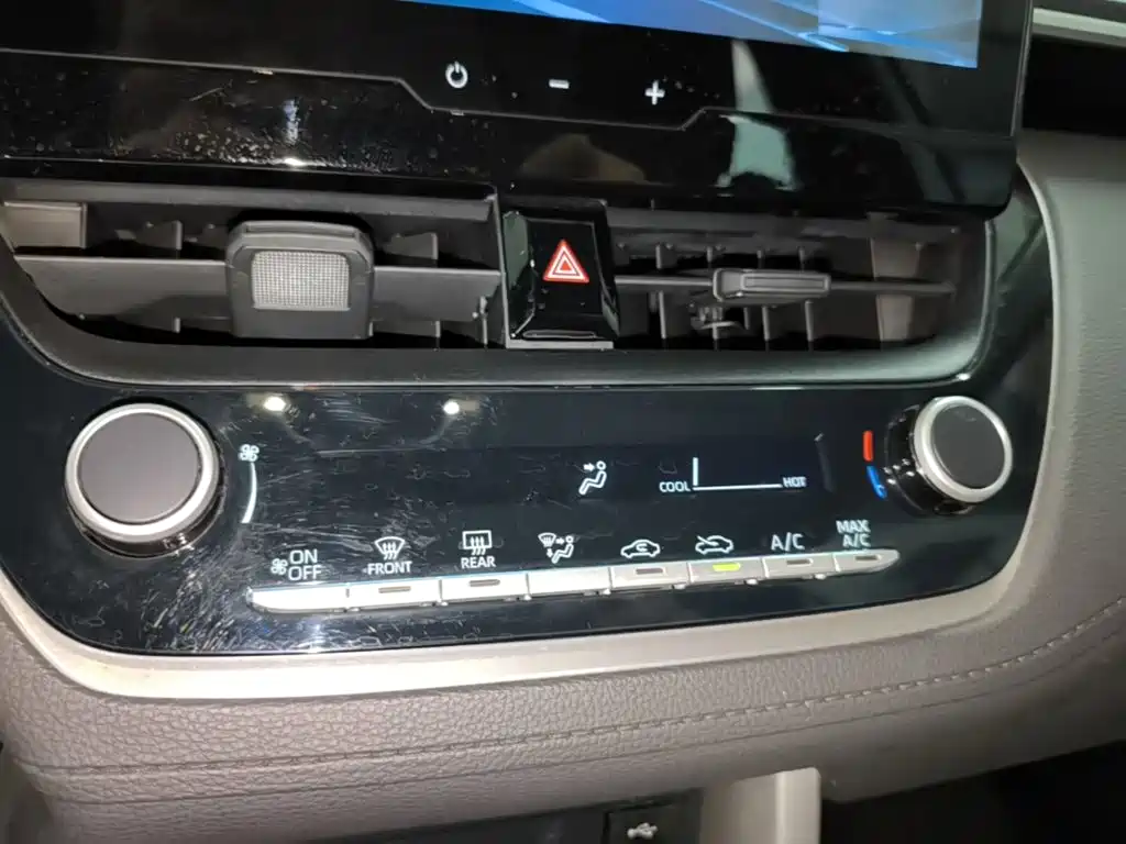 Toyota Frontlander — миниатюра 13
