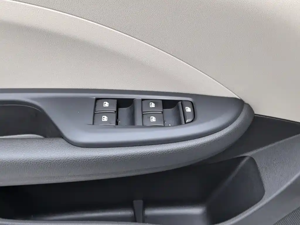 Buick Excelle — миниатюра 9