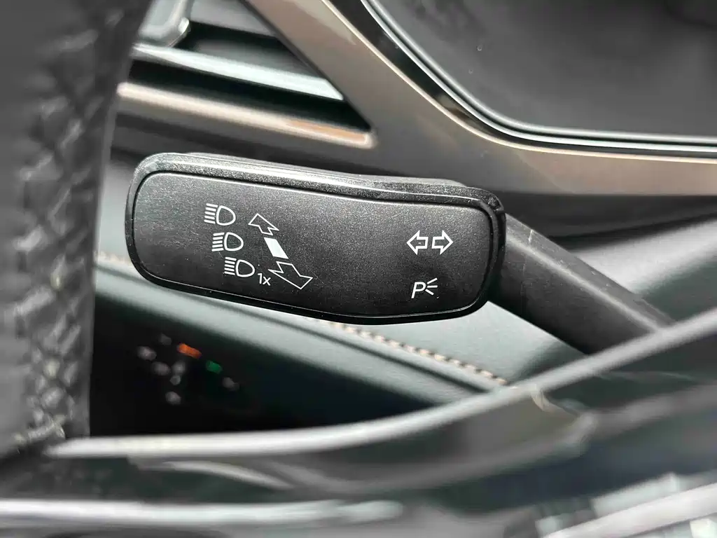 Volkswagen Tharu — миниатюра 10