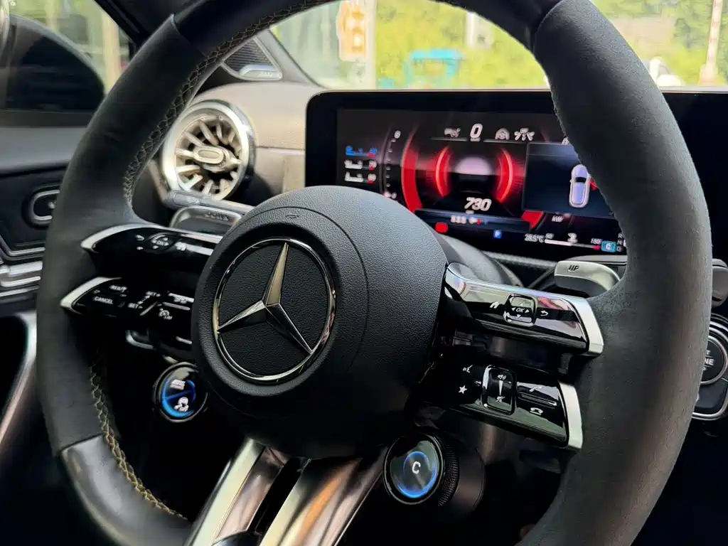 Mercedes-Benz A-Class AMG (Import) — миниатюра 7