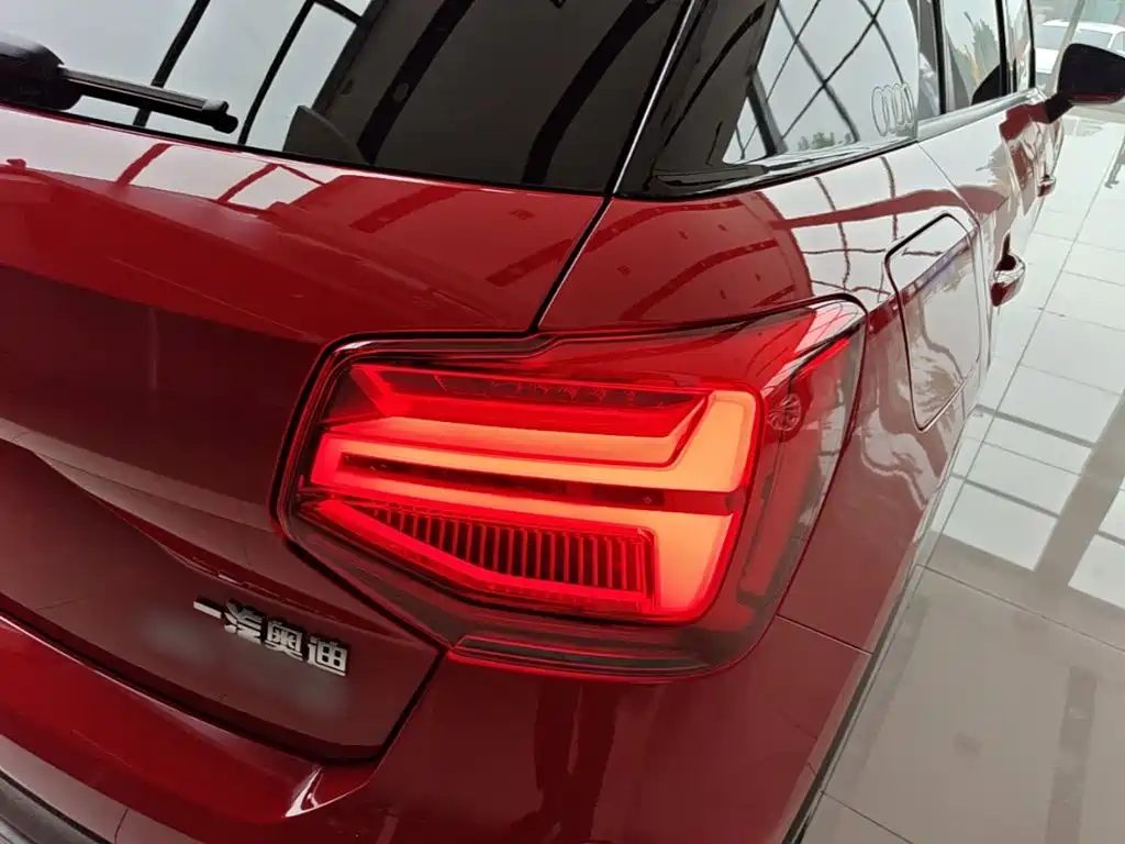 Audi Q2L — миниатюра 8