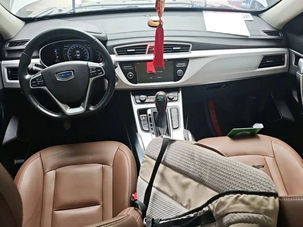 Geely Boyue — миниатюра 10