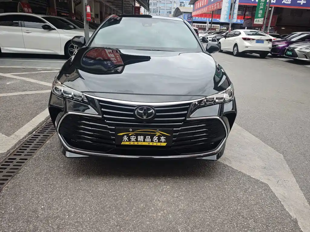 Toyota Avalon — миниатюра 2