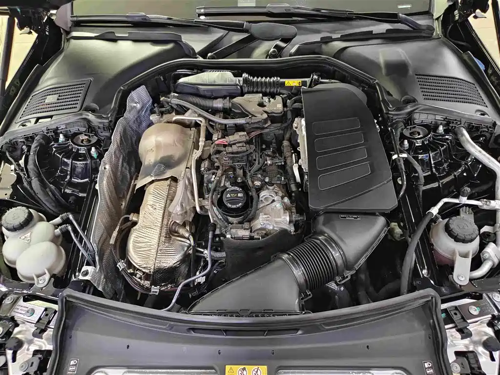 Mercedes-Benz C-Class — миниатюра 12