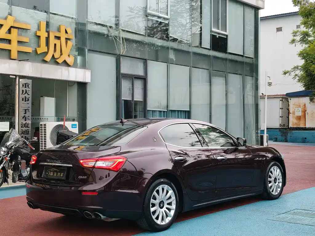Maserati Ghibli — миниатюра 4